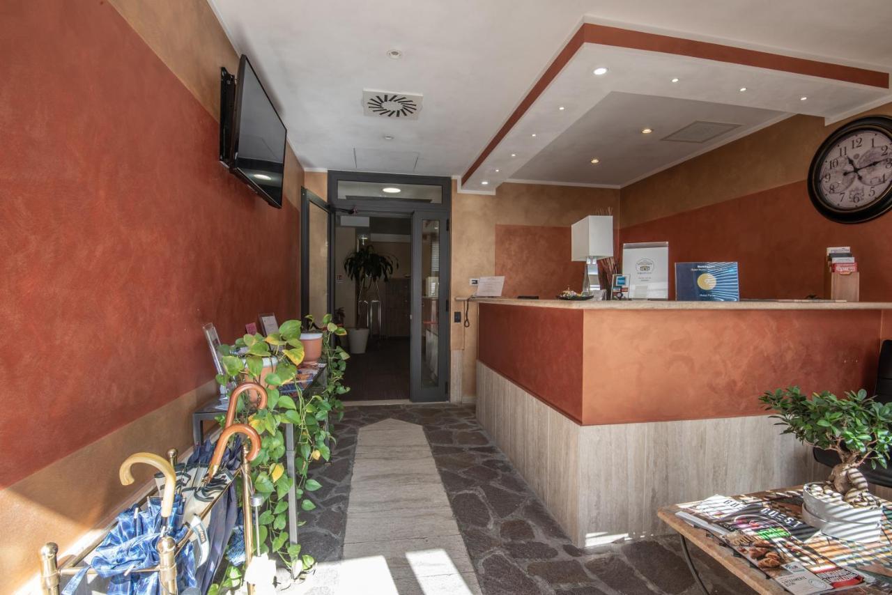 Hotel Petra Рим Экстерьер фото