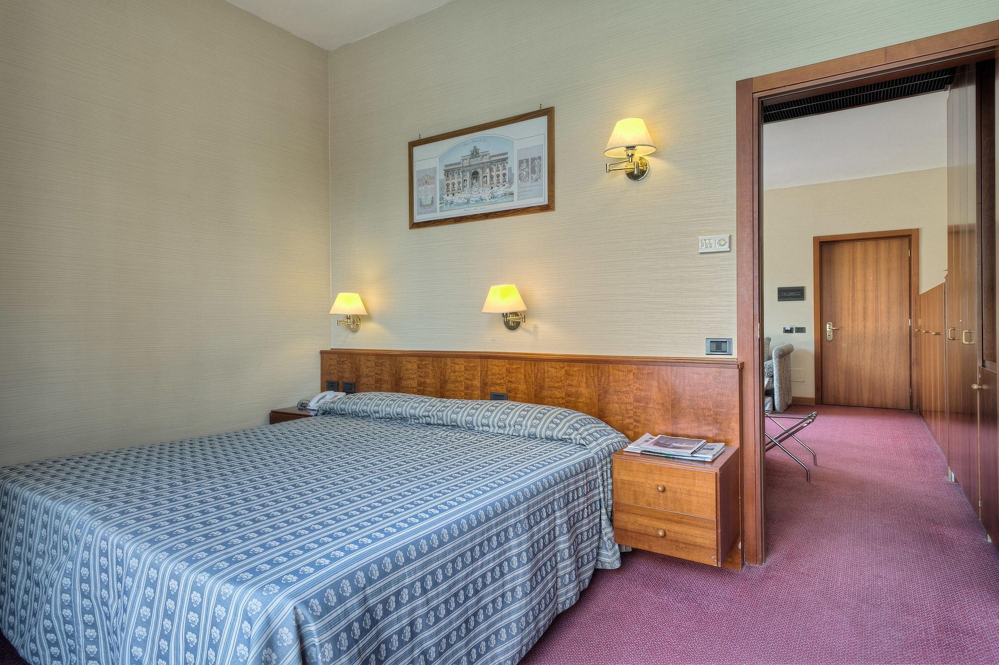 Hotel Petra Рим Экстерьер фото